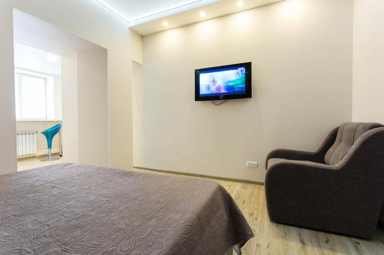 New Apartments In The City Center - Kuznechna Str. 26/2 Kharkiv Bagian luar foto